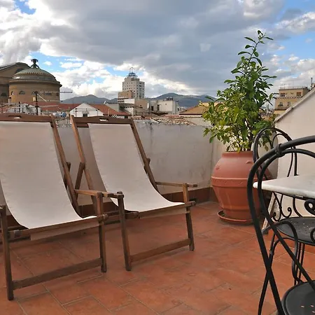 La Terrazza Sui Tetti * Palermo